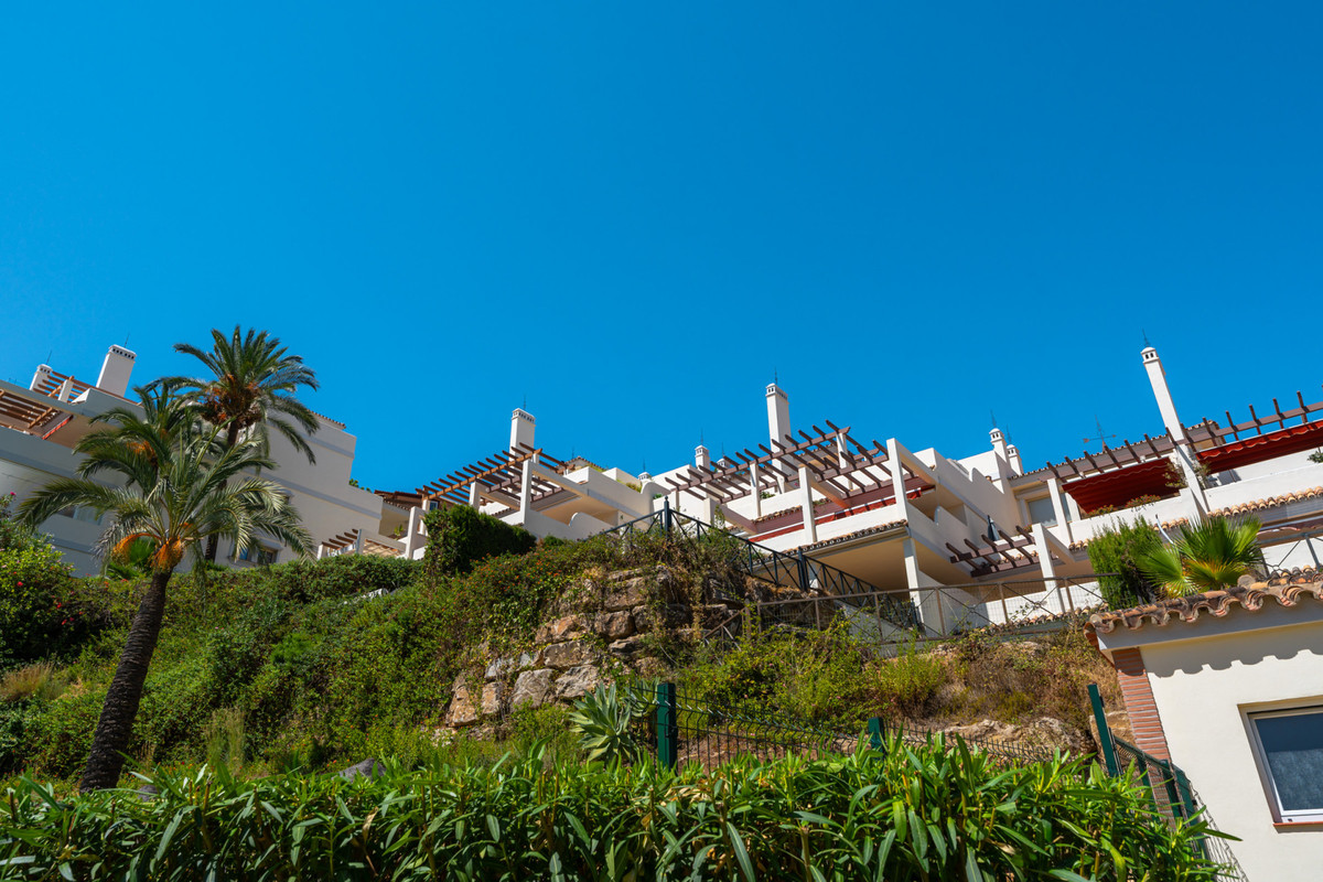 Se vende Apartamento Planta Media de 3 dormitorios en Costa Del Sol, Málaga, España