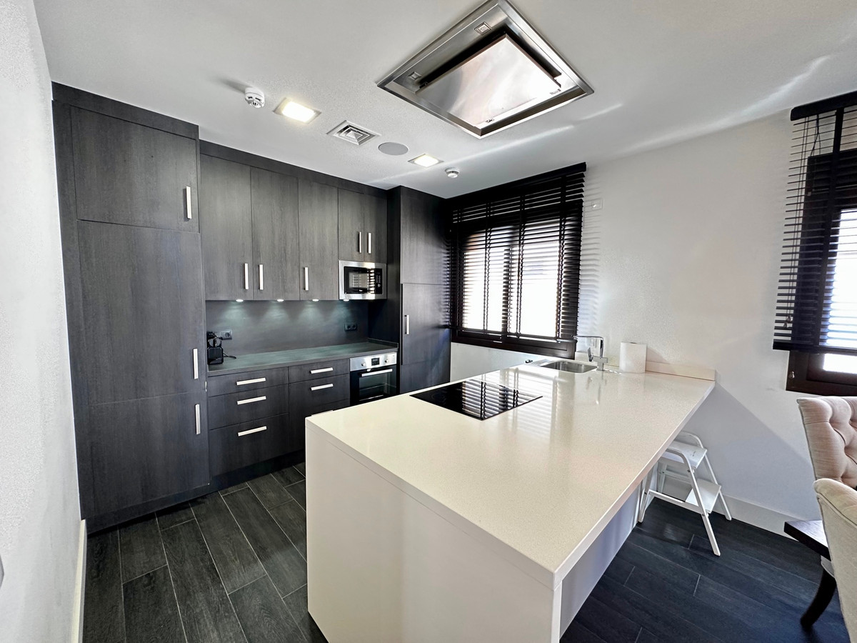 2 Bed Apartment for sale in Guardamar Del Segura Costa Blanca, Alicante, Spain