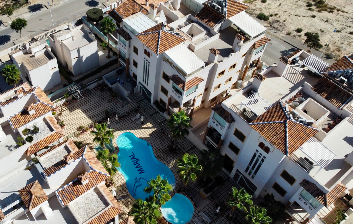2 Bed Apartment for sale in Guardamar Del Segura Costa Blanca, Alicante, Spain