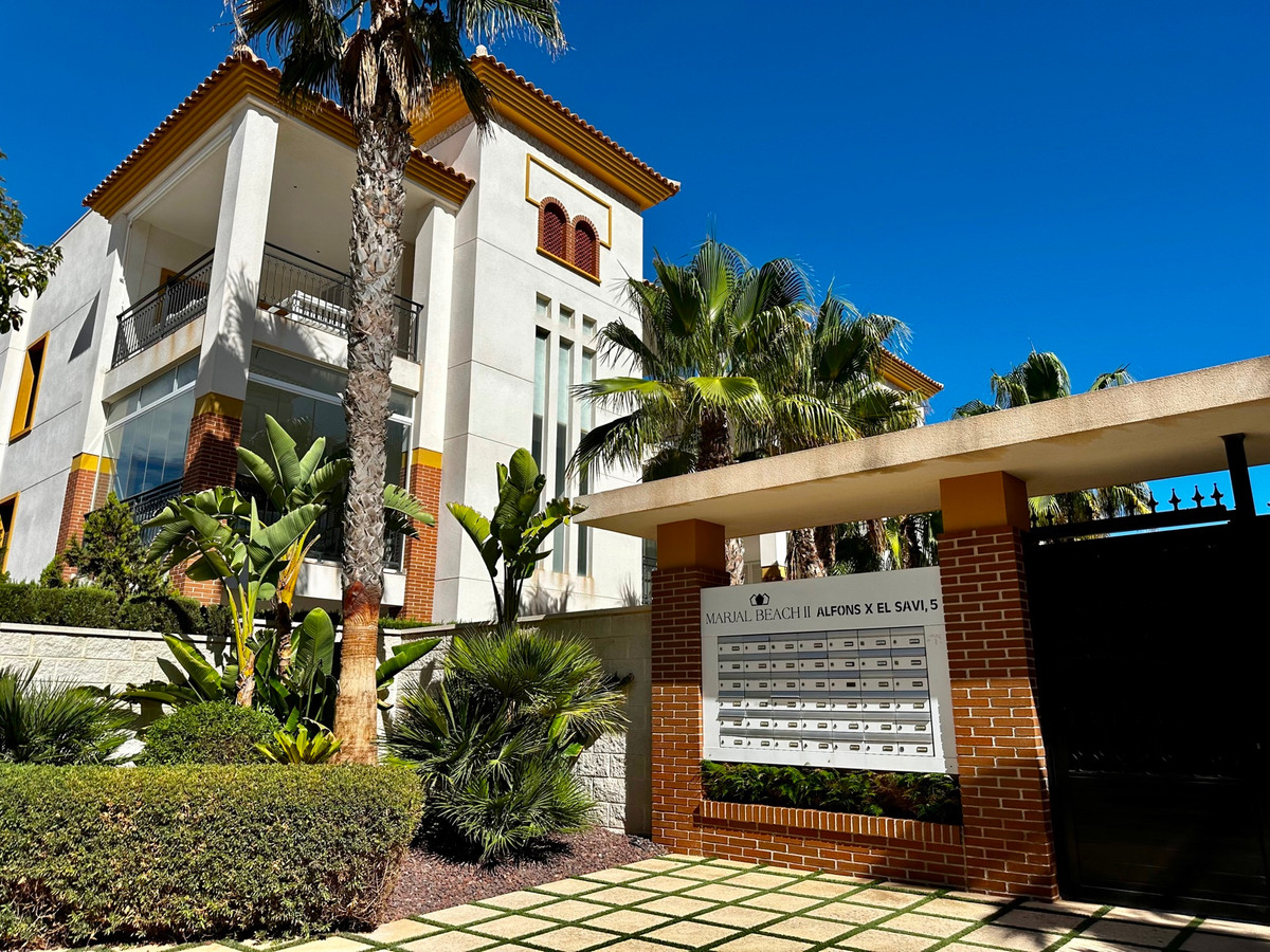 2 Bed Apartment for sale in Guardamar Del Segura Costa Blanca, Alicante, Spain