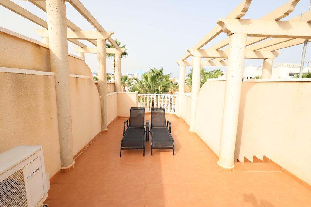 Se vende Villa - Chalet de 3 dormitorios en Costa Blanca, Alicante, España