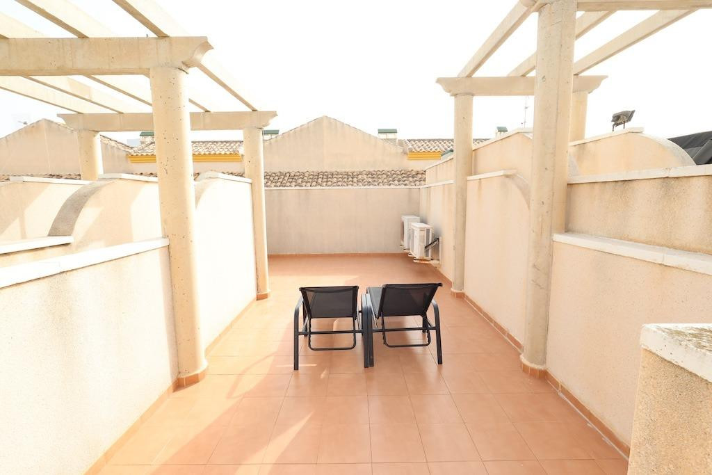 Se vende Villa - Chalet de 3 dormitorios en Costa Blanca, Alicante, España