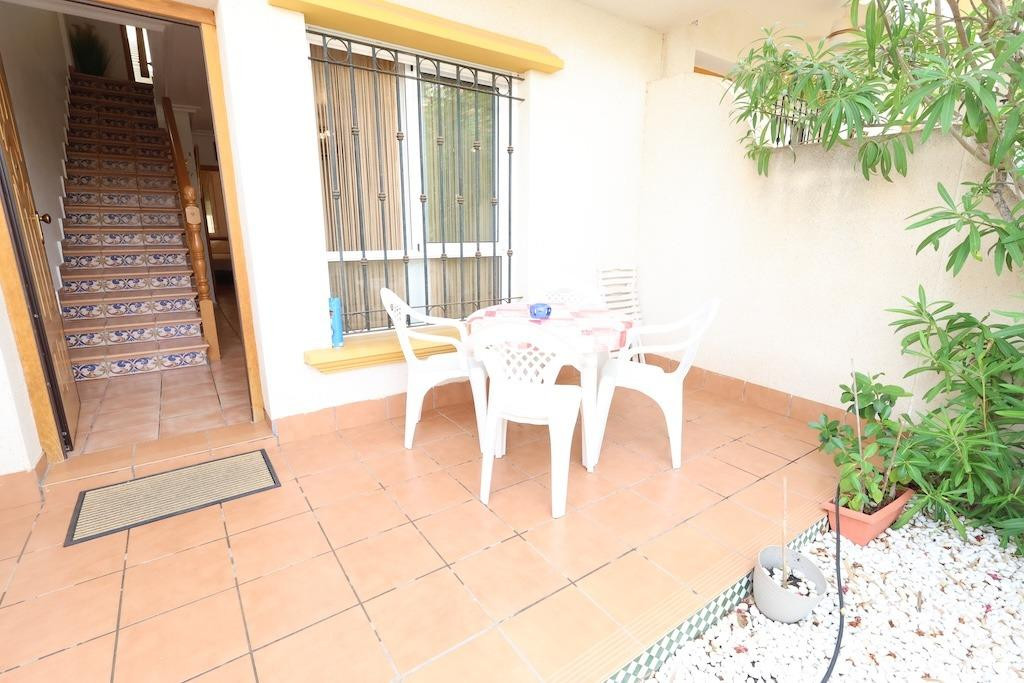 Se vende Villa - Chalet de 3 dormitorios en Costa Blanca, Alicante, España