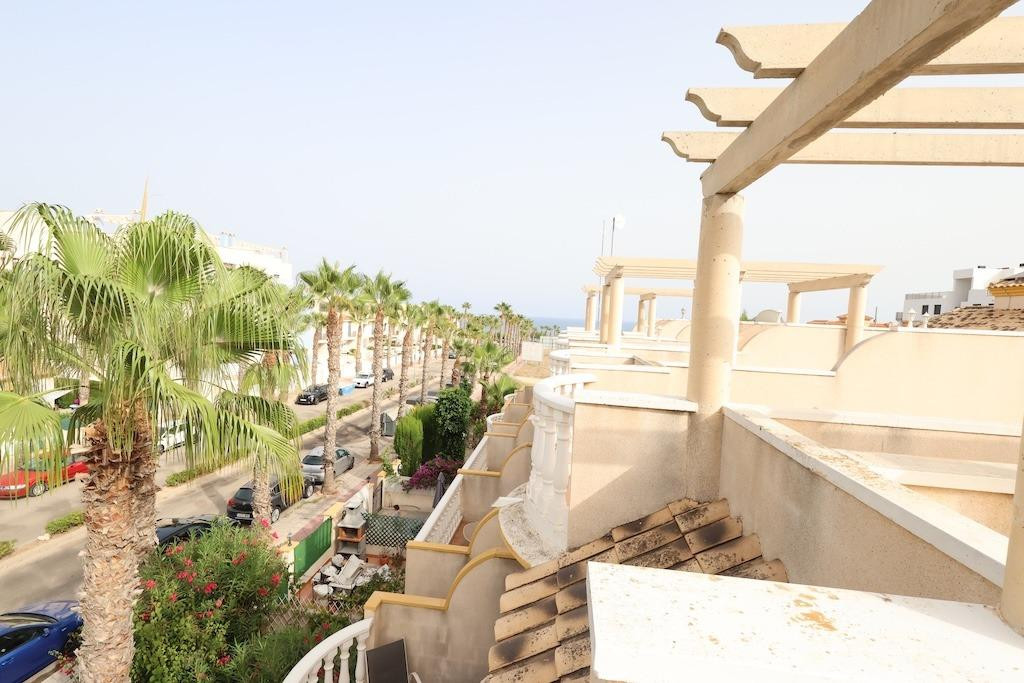 Se vende Villa - Chalet de 3 dormitorios en Costa Blanca, Alicante, España