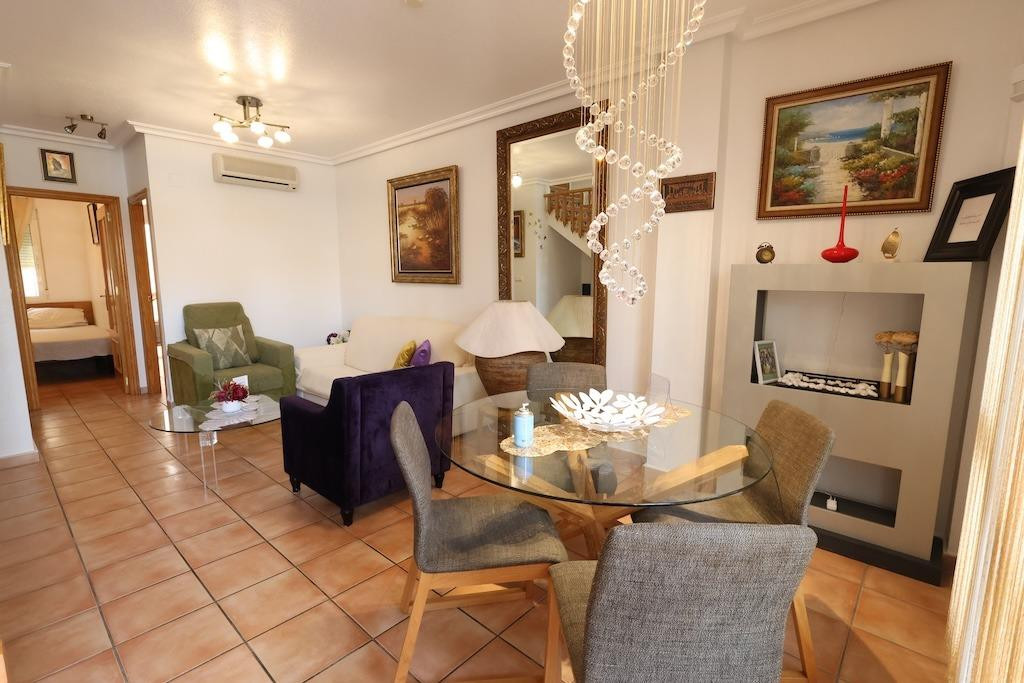 Se vende Villa - Chalet de 3 dormitorios en Costa Blanca, Alicante, España