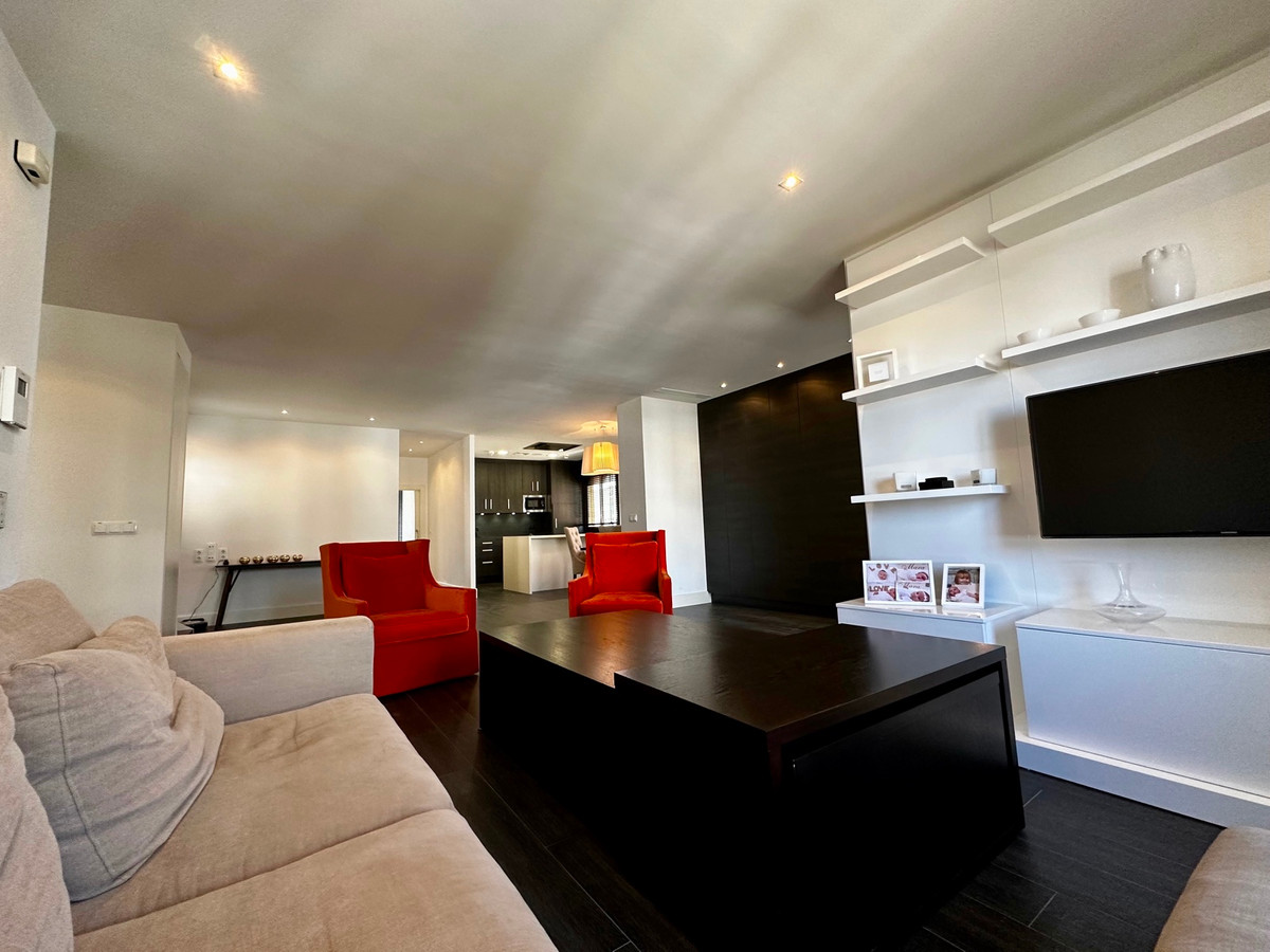2 Bed Apartment for sale in Guardamar Del Segura Costa Blanca, Alicante, Spain