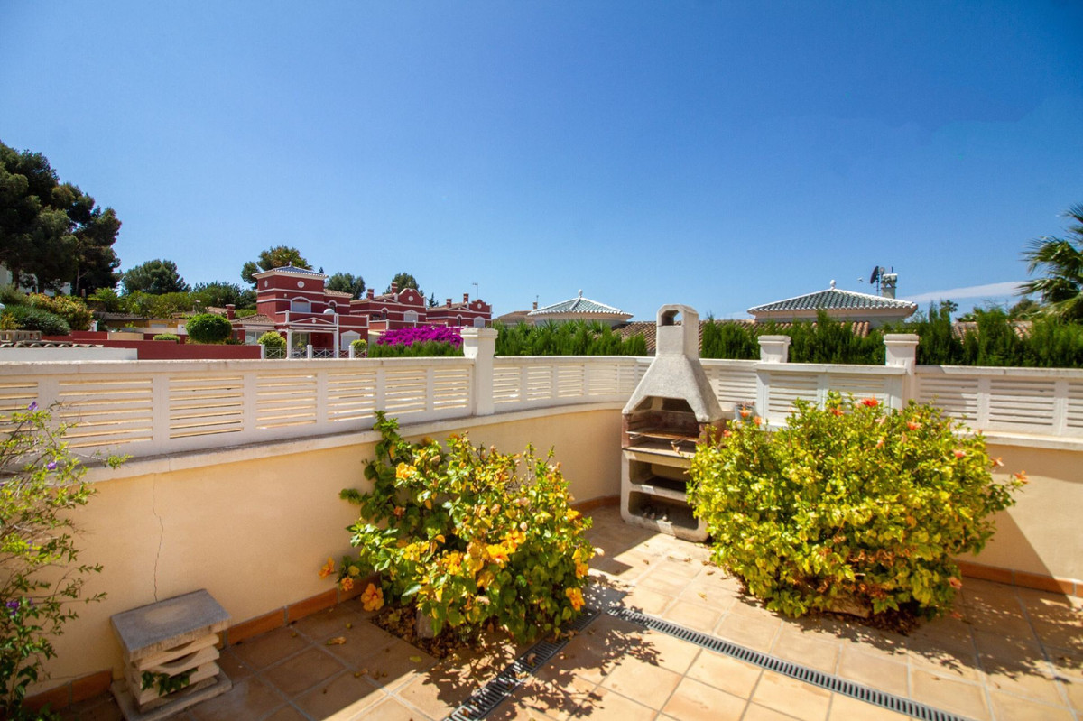 3 Bed Townhouse for sale in Calpe Costa Blanca, Alicante, Spain
