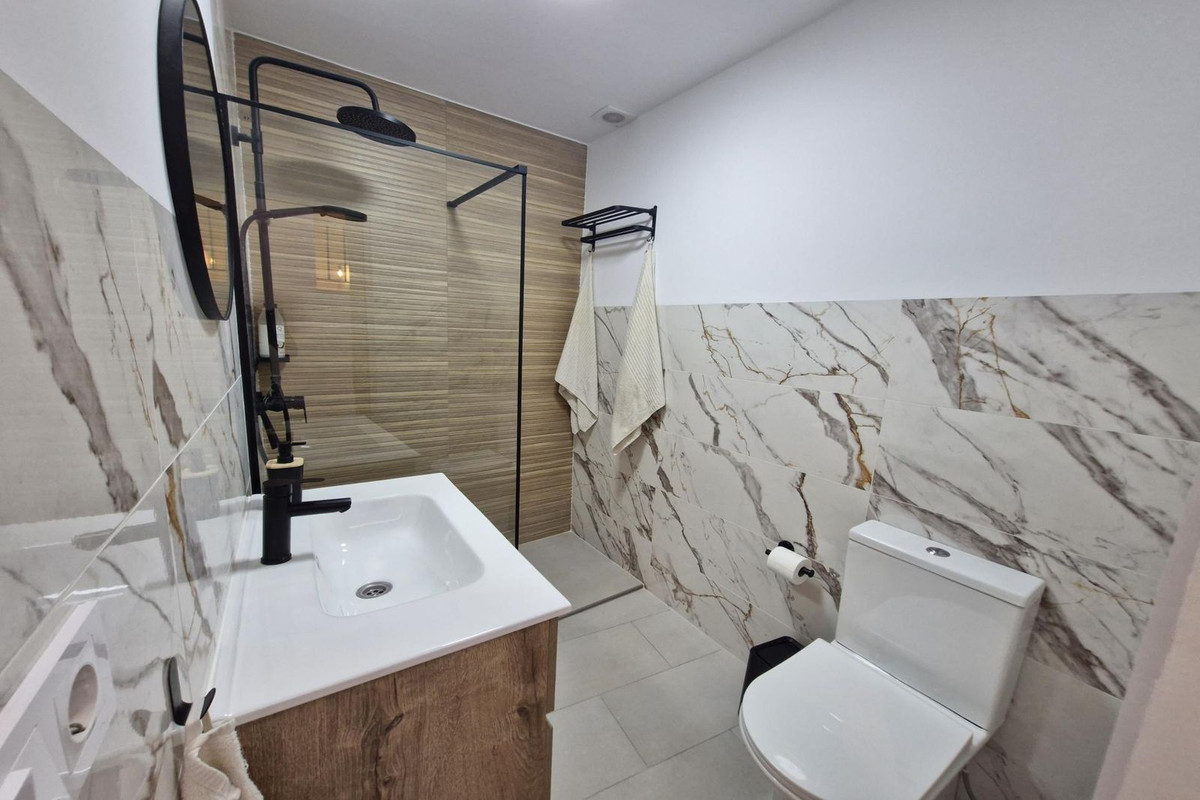 Se vende Adosada de 3 dormitorios en Costa Del Sol, Málaga, España