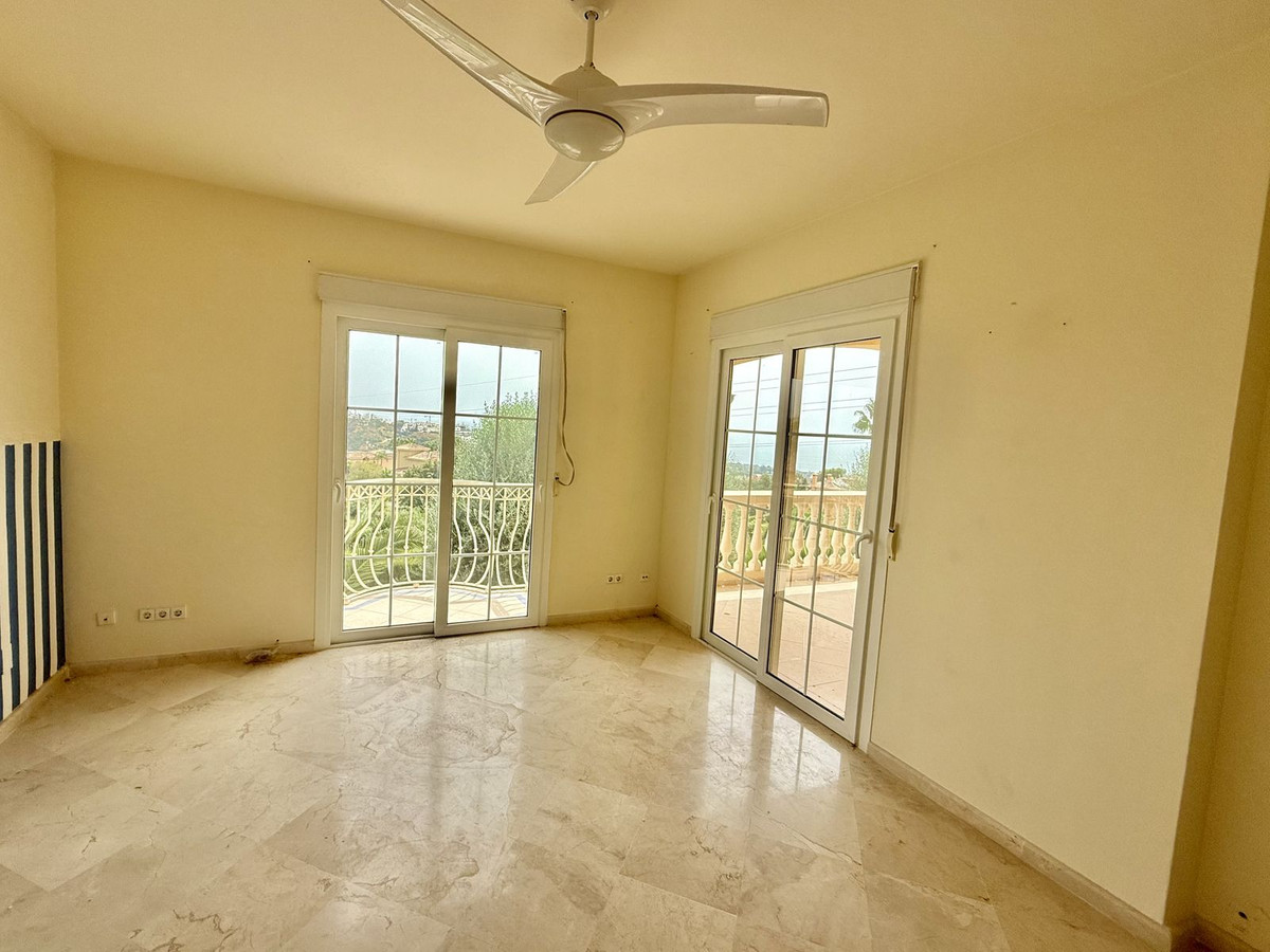 6 Bed Townhouse for sale in Hacienda Las Chapas Costa Del Sol, Málaga, Spain
