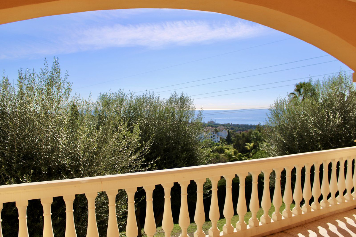 6 Bed Townhouse for sale in Hacienda Las Chapas Costa Del Sol, Málaga, Spain