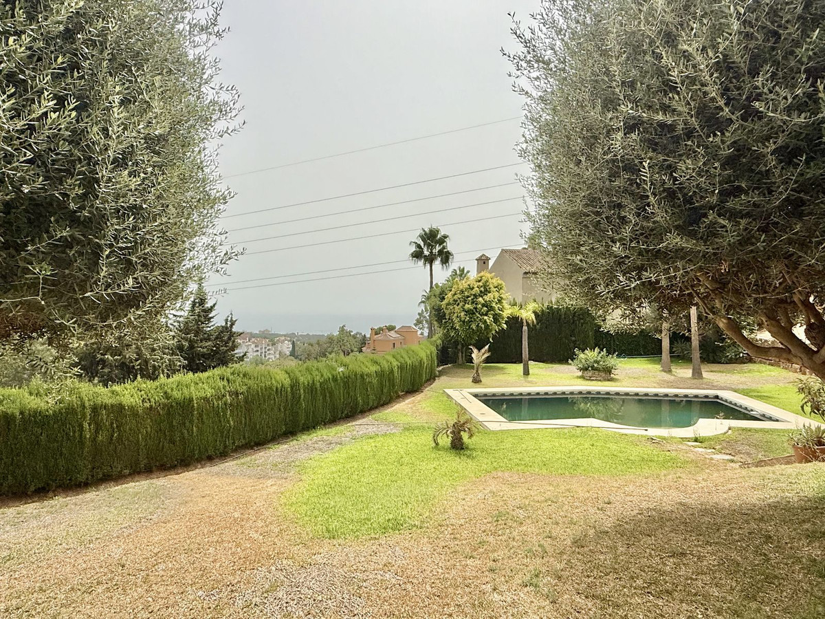 6 Bed Townhouse for sale in Hacienda Las Chapas Costa Del Sol, Málaga, Spain