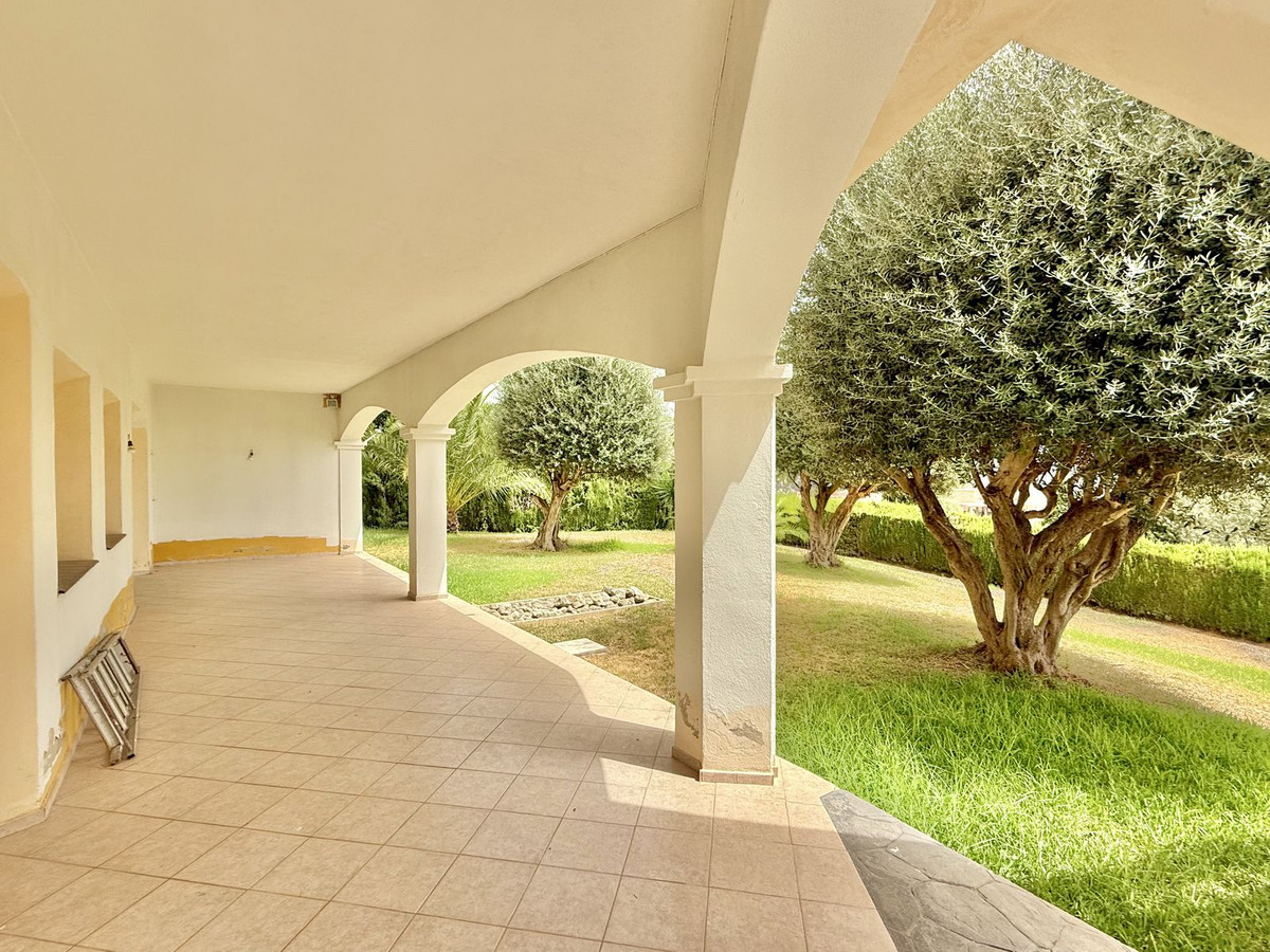 6 Bed Townhouse for sale in Hacienda Las Chapas Costa Del Sol, Málaga, Spain