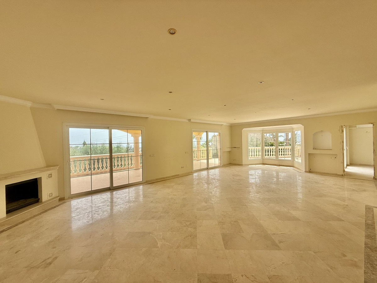 6 Bed Townhouse for sale in Hacienda Las Chapas Costa Del Sol, Málaga, Spain