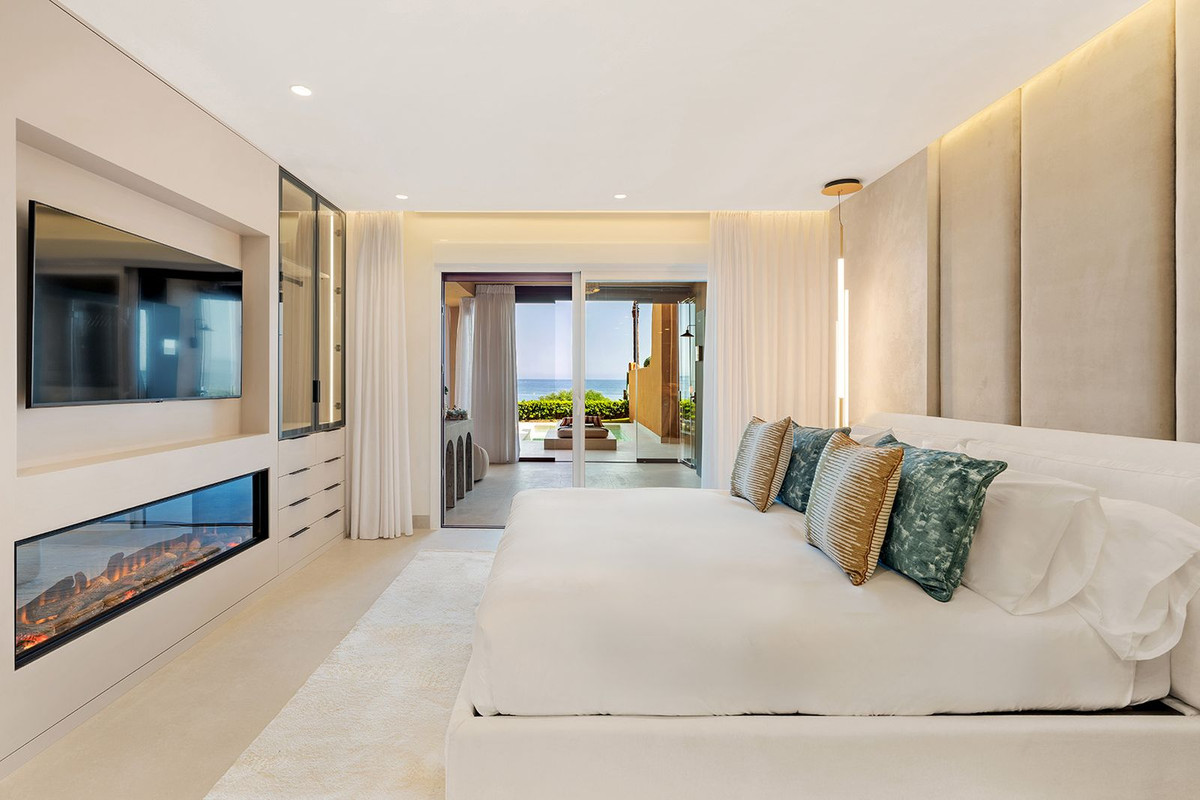 Se vende Apartamento Planta Baja de 4 dormitorios en Costa Del Sol, Málaga, España