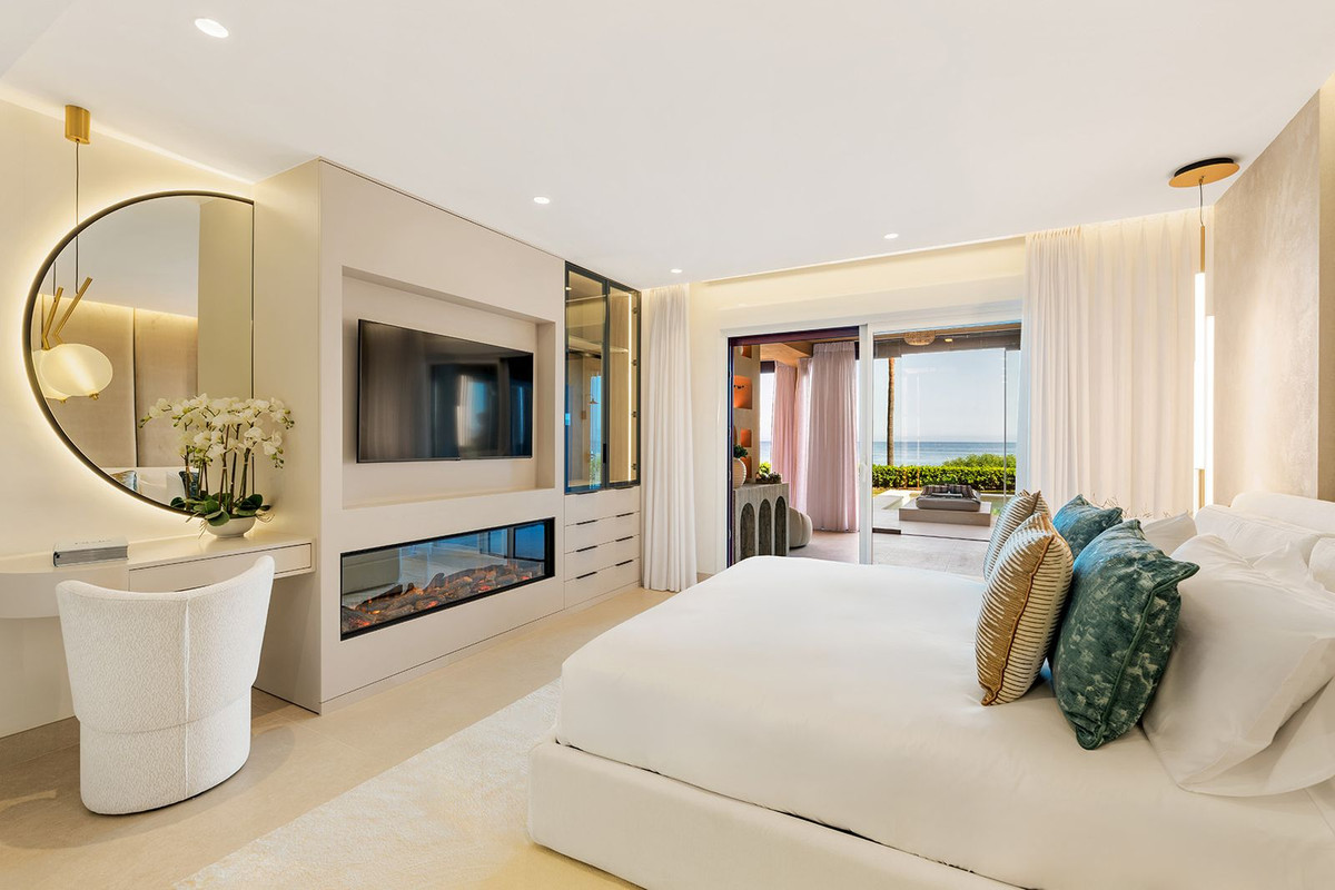 Se vende Apartamento Planta Baja de 4 dormitorios en Costa Del Sol, Málaga, España