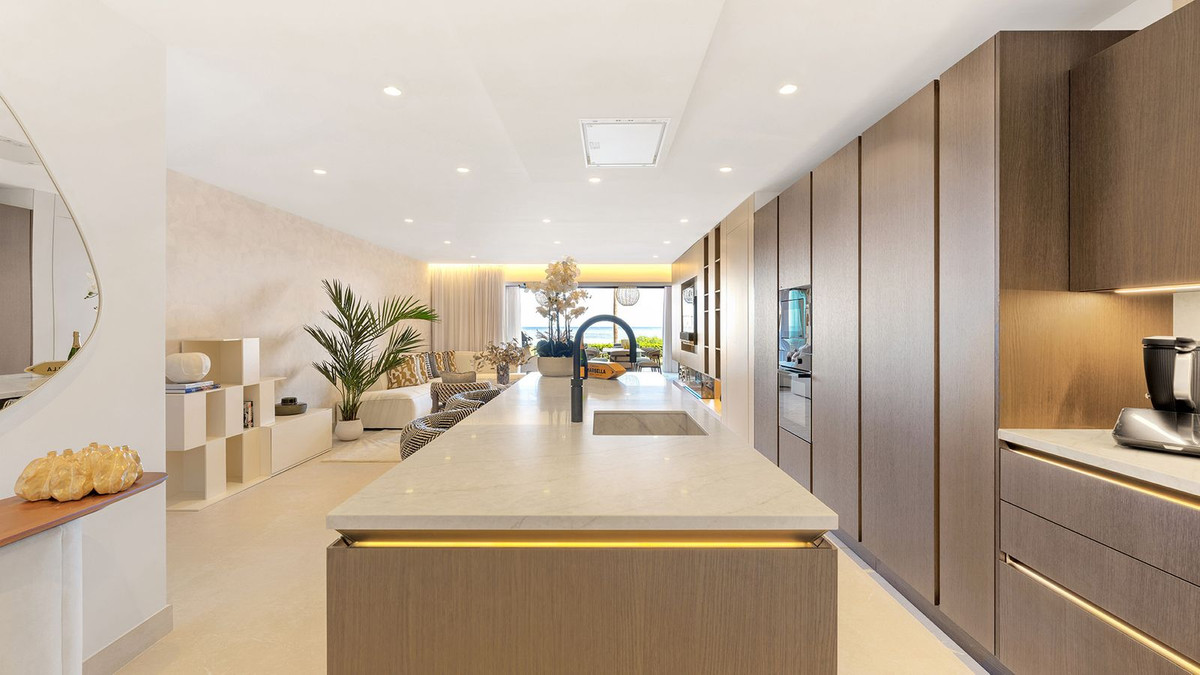 Se vende Apartamento Planta Baja de 4 dormitorios en Costa Del Sol, Málaga, España