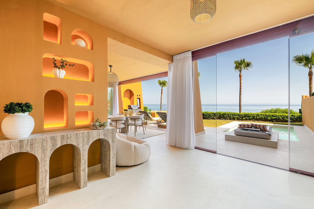 Se vende Apartamento Planta Baja de 4 dormitorios en Costa Del Sol, Málaga, España