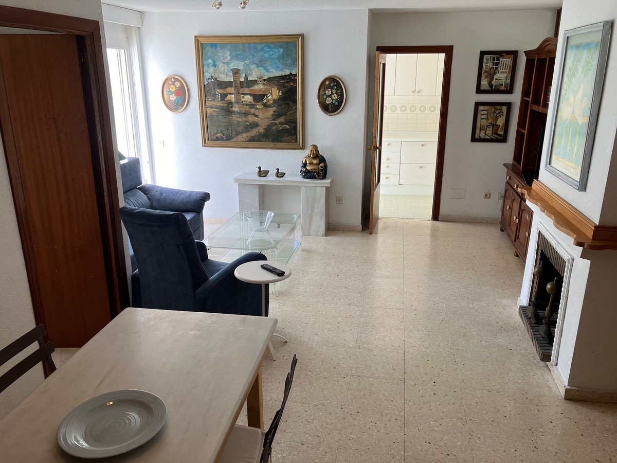 3 Bed Apartment for sale in Elviria Costa Del Sol, Málaga, Spain