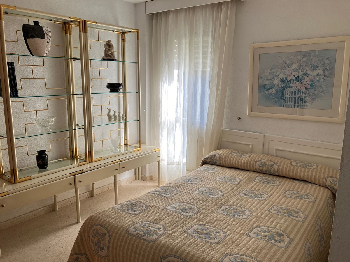 3 Bed Apartment for sale in Elviria Costa Del Sol, Málaga, Spain