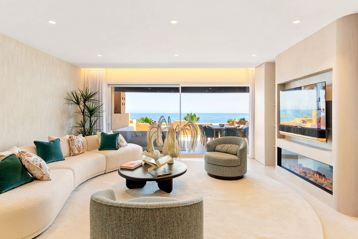 Se vende Apartamento Planta Media de 4 dormitorios en Costa Del Sol, Málaga, España