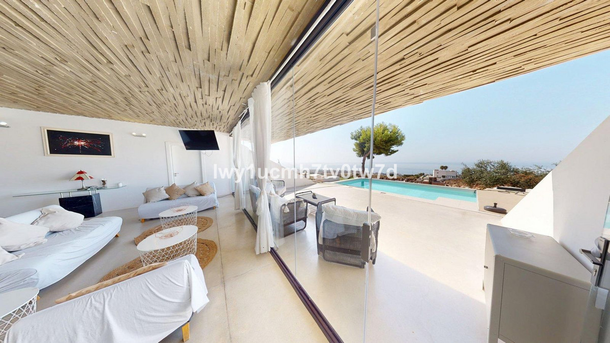 4 Bed Townhouse for sale in Benalmadena Costa Del Sol, Málaga, Spain