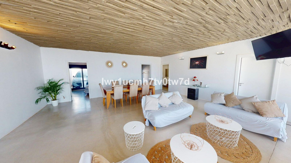 4 Bed Townhouse for sale in Benalmadena Costa Del Sol, Málaga, Spain