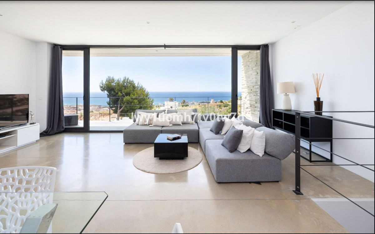 4 Bed Townhouse for sale in Benalmadena Costa Del Sol, Málaga, Spain