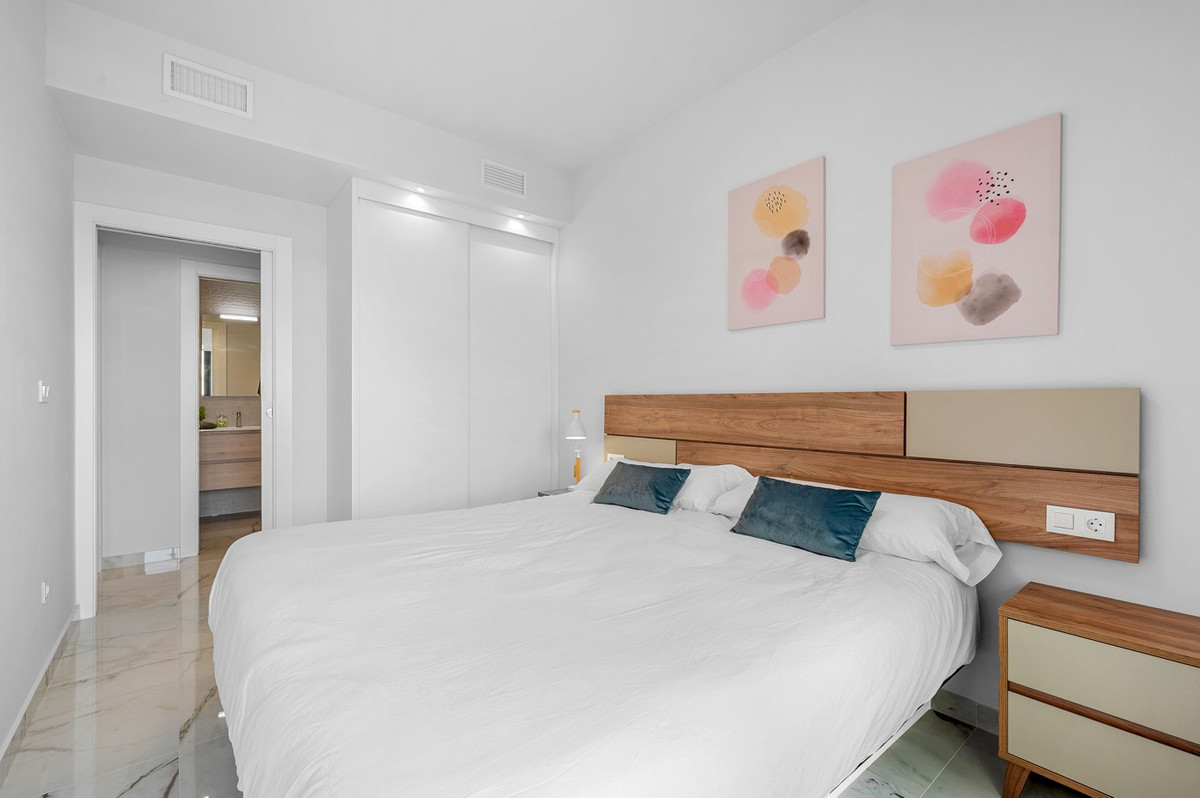 2 Bed Apartment for sale in Los Altos Costa Blanca, Alicante, Spain