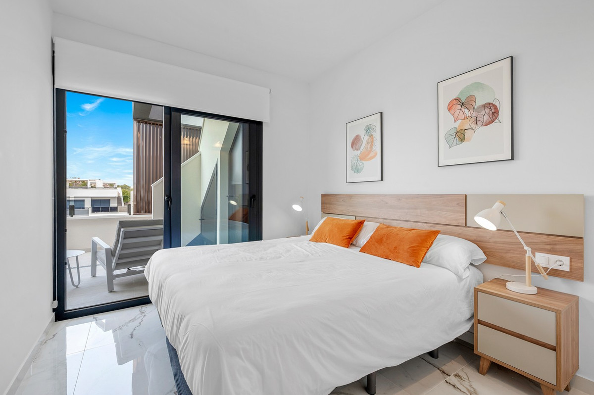 2 Bed Apartment for sale in Los Altos Costa Blanca, Alicante, Spain