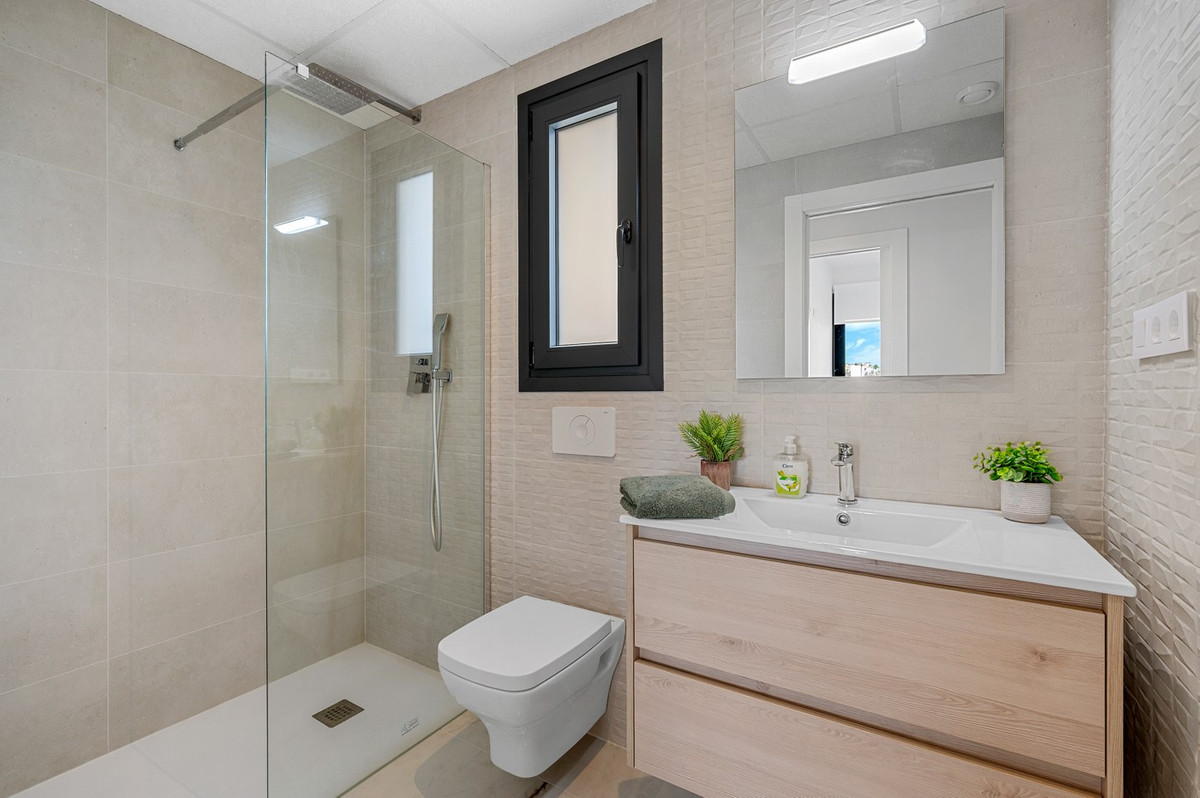 2 Bed Apartment for sale in Los Altos Costa Blanca, Alicante, Spain