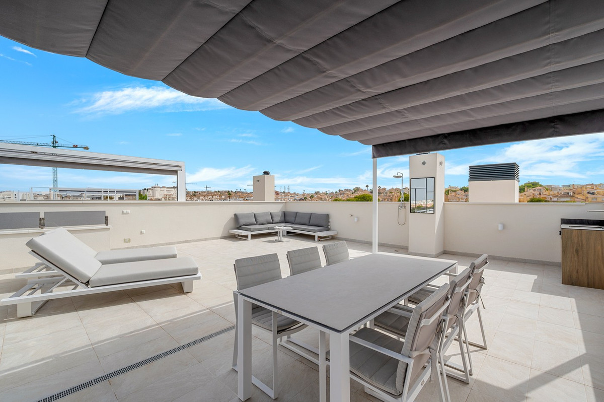 2 Bed Apartment for sale in Los Altos Costa Blanca, Alicante, Spain