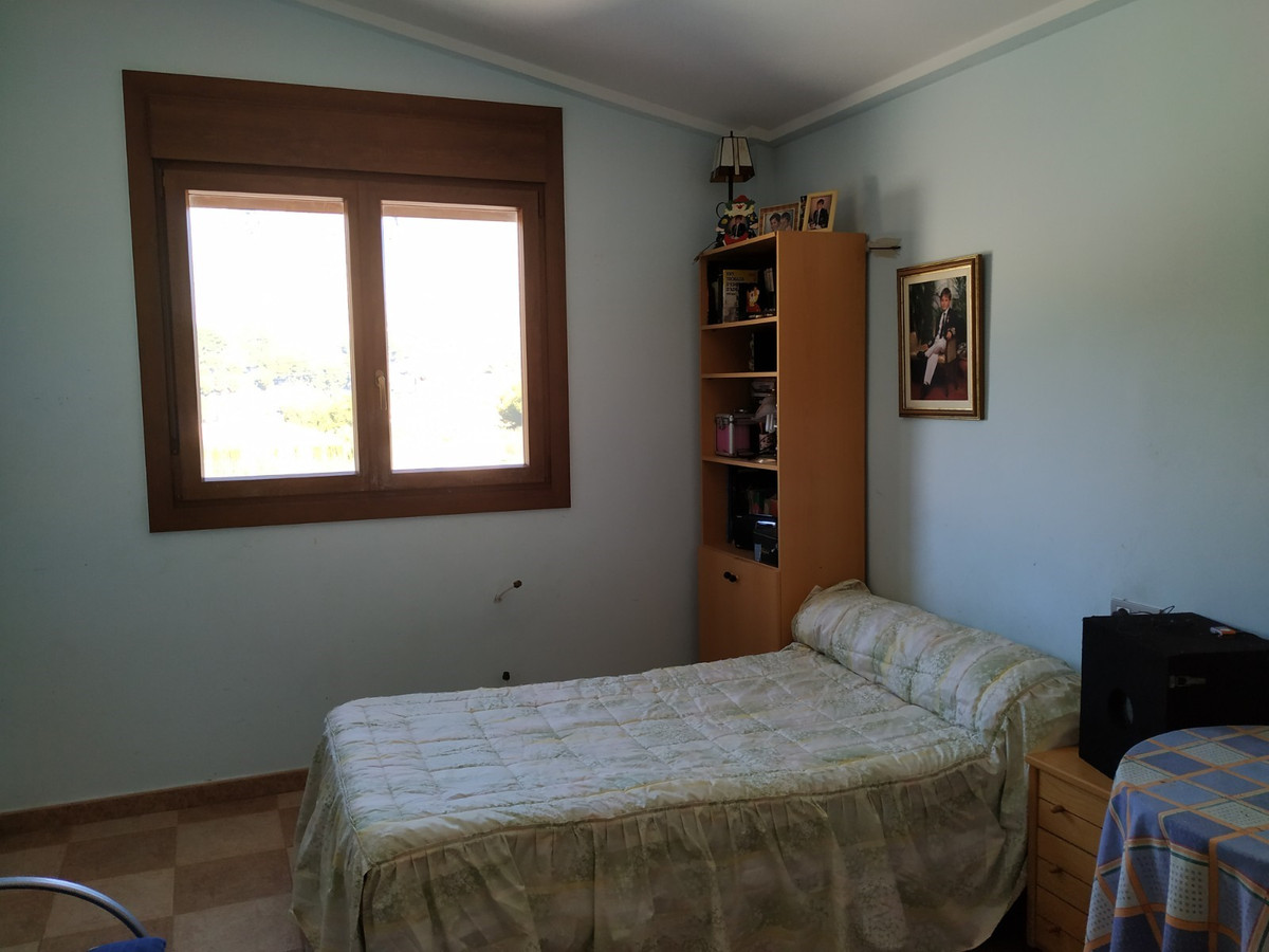 Se vende Villa - Chalet de 4 dormitorios en Costa Blanca, Alicante, España
