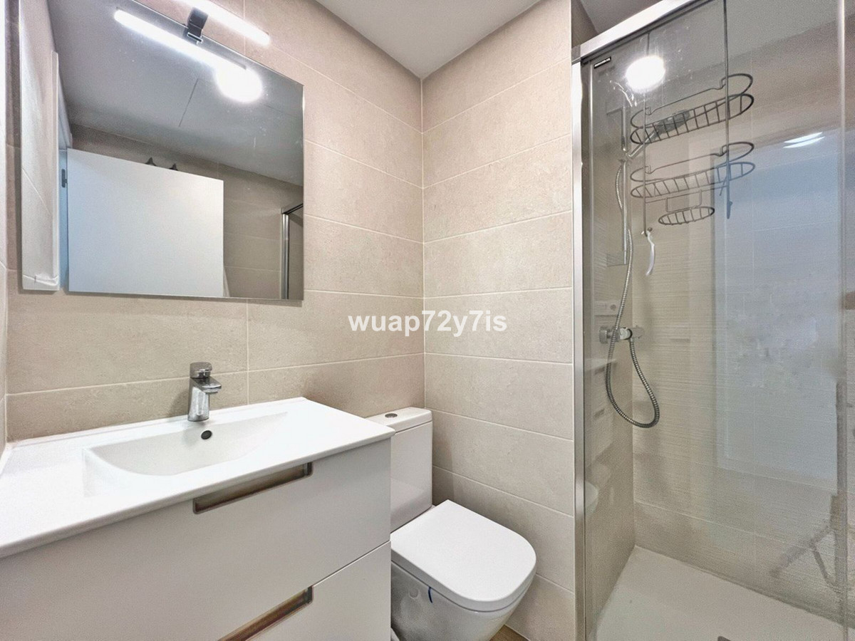 Se vende Apartamento Planta Baja de 2 dormitorios en Costa Del Sol, Málaga, España