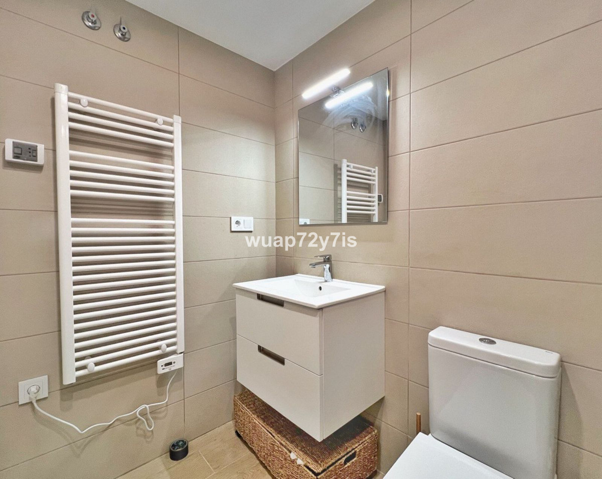 Se vende Apartamento Planta Baja de 2 dormitorios en Costa Del Sol, Málaga, España