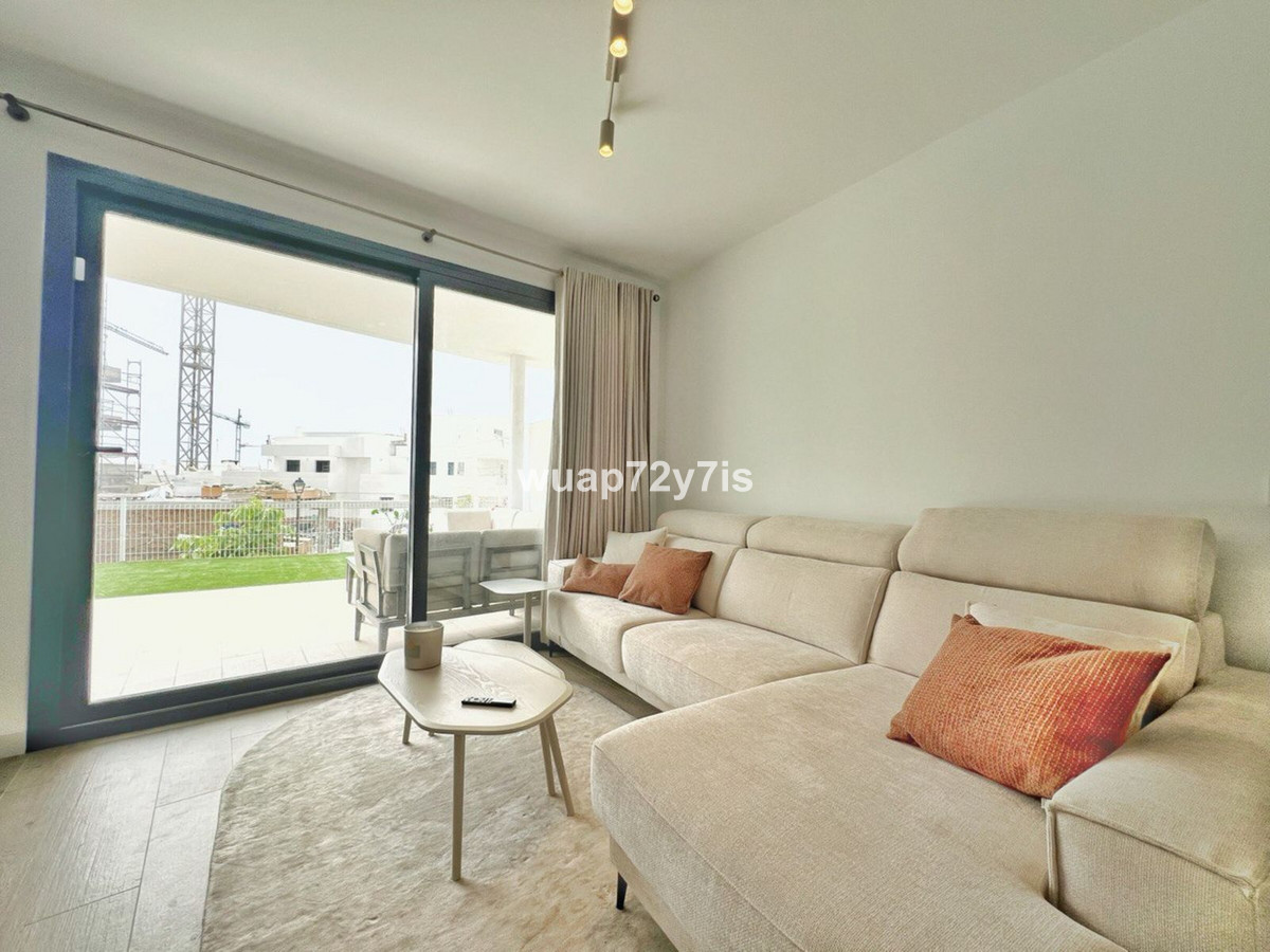 Se vende Apartamento Planta Baja de 2 dormitorios en Costa Del Sol, Málaga, España