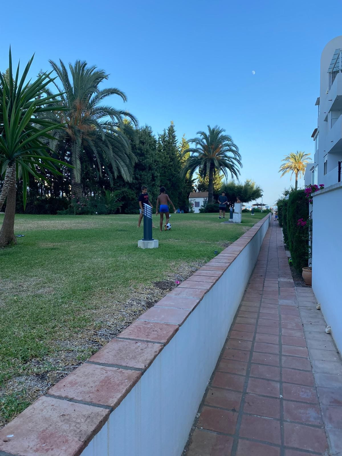 2 Bed Apartment for sale in Estepona Costa Del Sol, Málaga, Spain