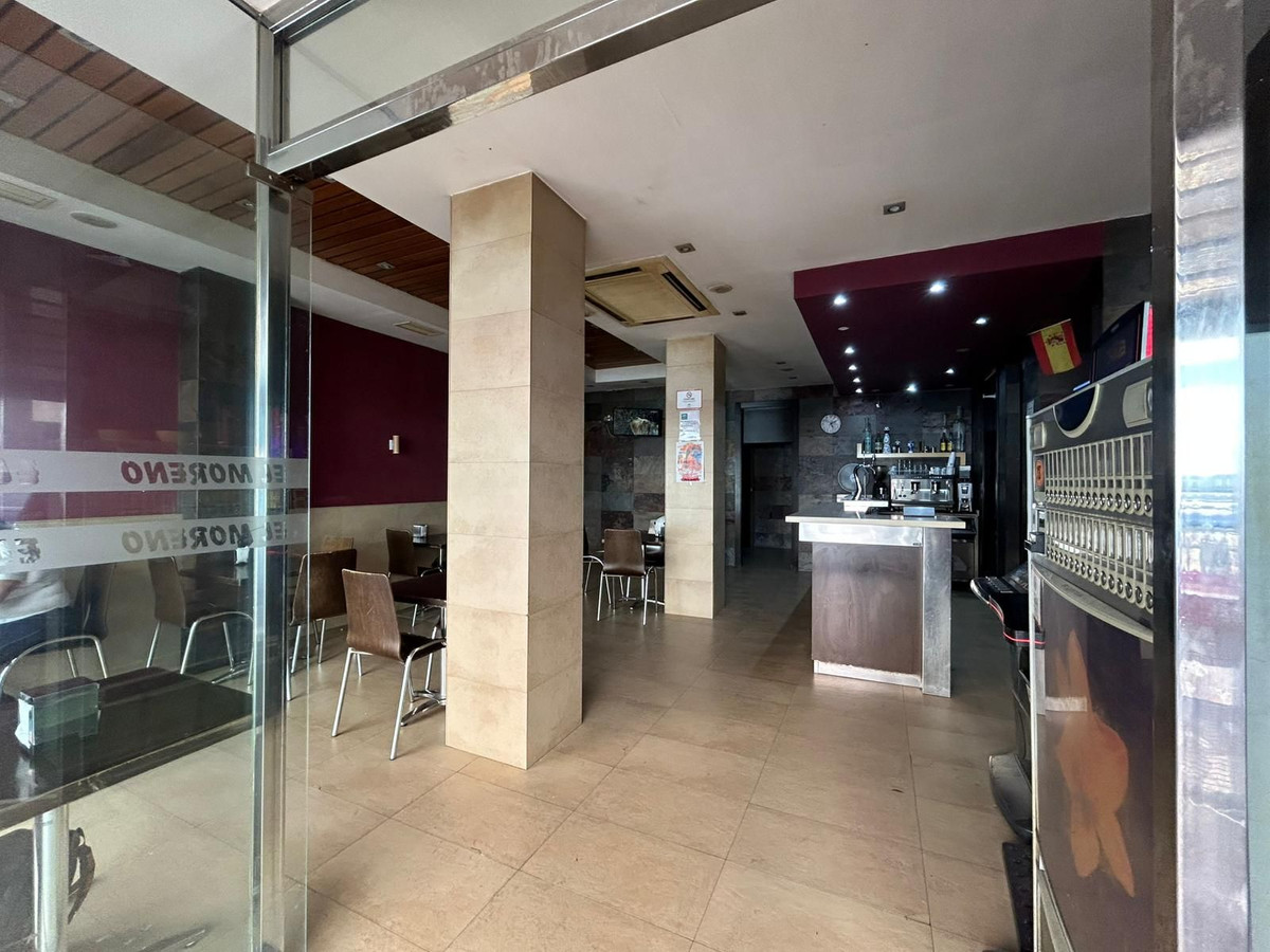 Commercial unit for sale in Marbella Costa Del Sol, Málaga, Spain
