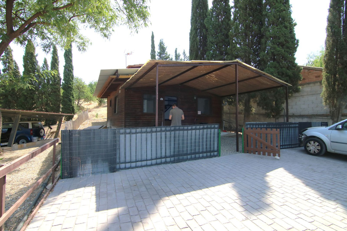 11 Bed Townhouse for sale in Pizarra Costa Del Sol, Málaga, Spain