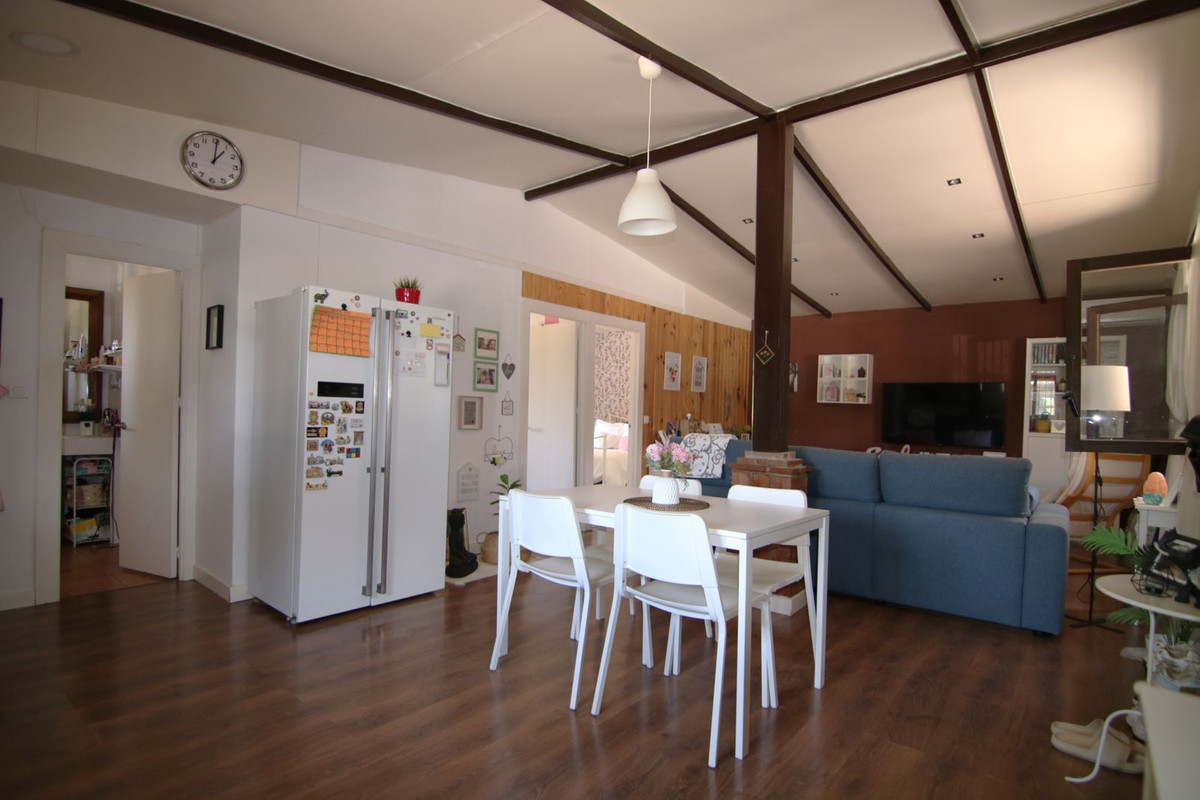11 Bed Townhouse for sale in Pizarra Costa Del Sol, Málaga, Spain