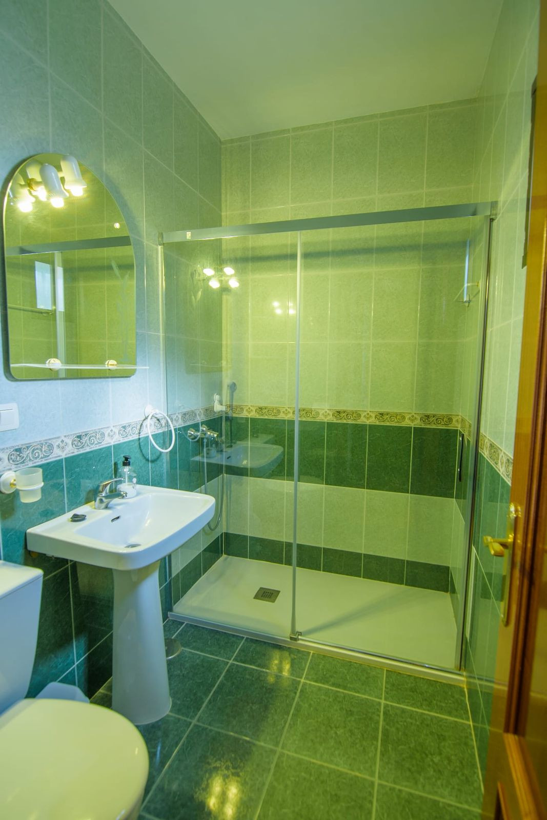 3 Bed Townhouse for sale in Ronda Costa Del Sol, Málaga, Spain