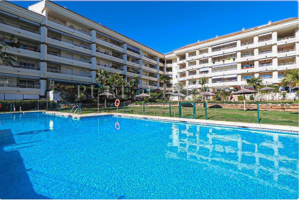 Se vende Apartamento Planta Media de 1 dormitorios en Costa Del Sol, Málaga, España