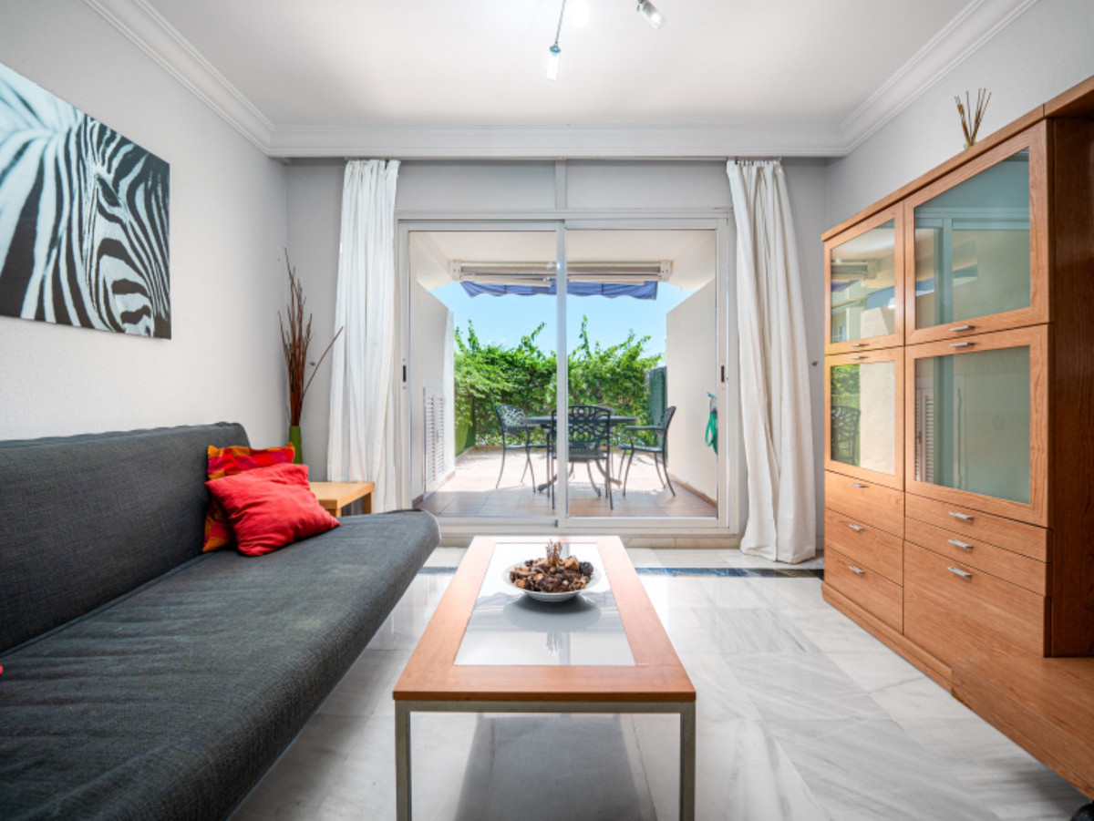 Se vende Apartamento Planta Media de 1 dormitorios en Costa Del Sol, Málaga, España