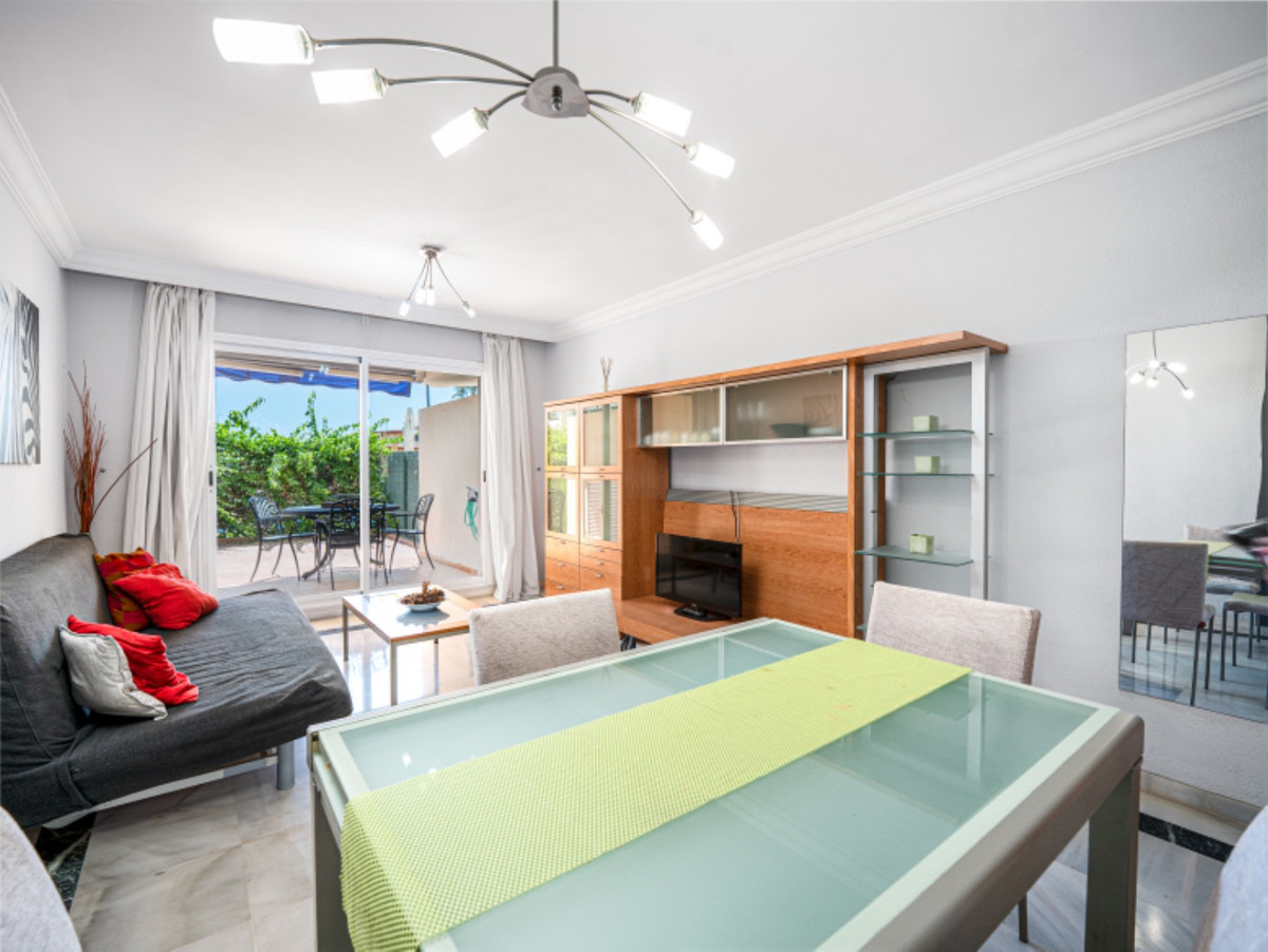 Se vende Apartamento Planta Media de 1 dormitorios en Costa Del Sol, Málaga, España