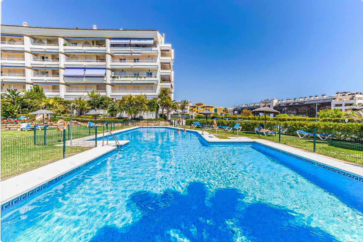 Se vende Apartamento Planta Media de 1 dormitorios en Costa Del Sol, Málaga, España