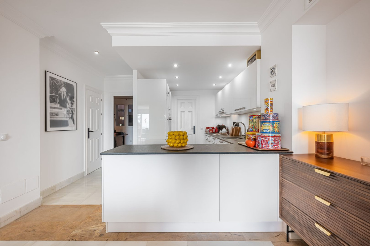 4 Bed Apartment for sale in Monte Halcones Costa Del Sol, Málaga, Spain