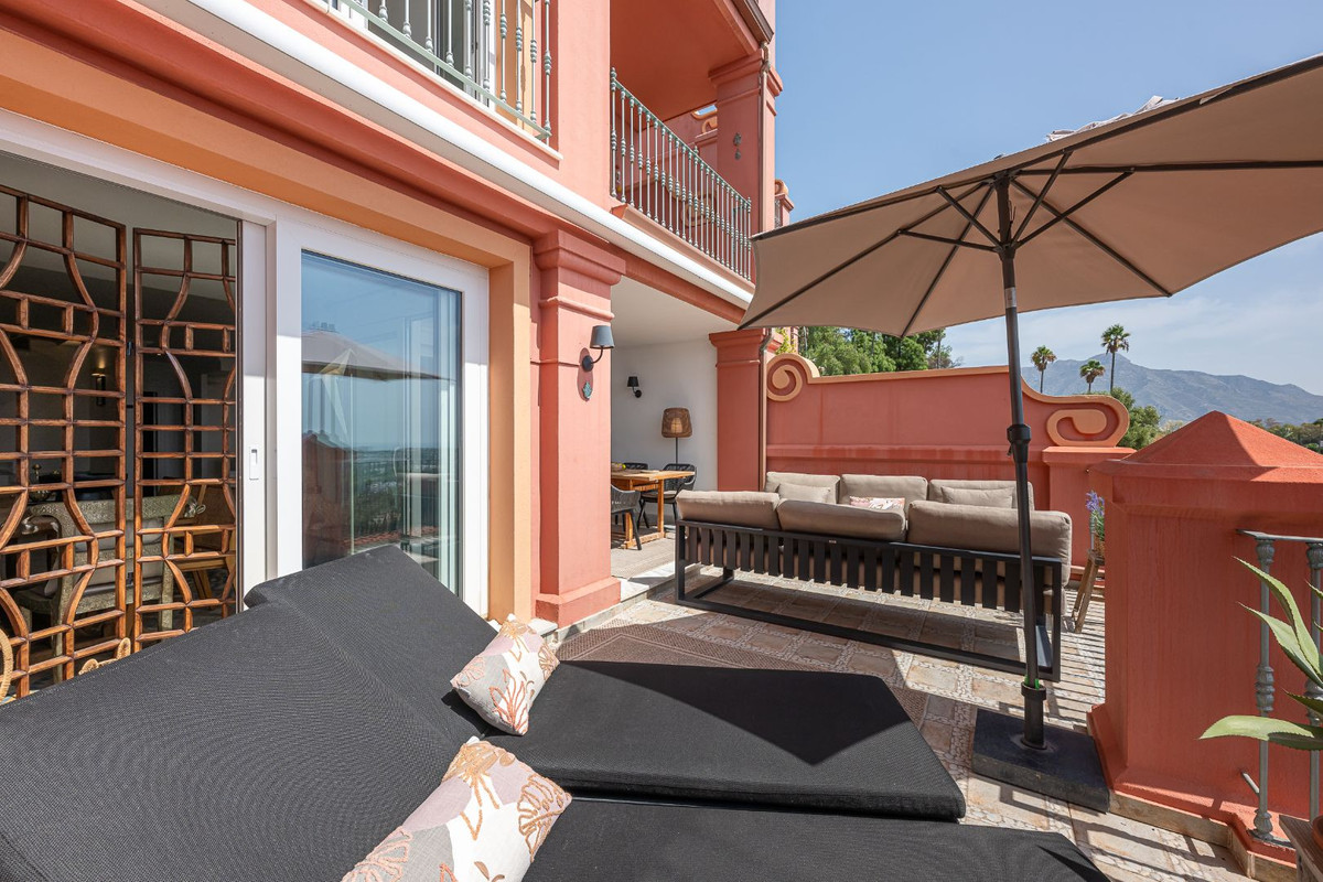 4 Bed Apartment for sale in Monte Halcones Costa Del Sol, Málaga, Spain