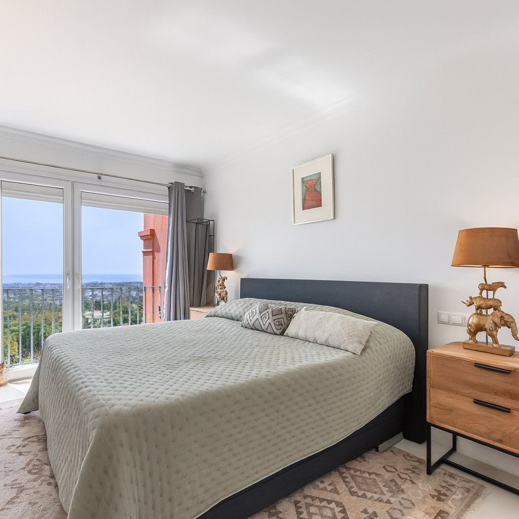 4 Bed Apartment for sale in Monte Halcones Costa Del Sol, Málaga, Spain
