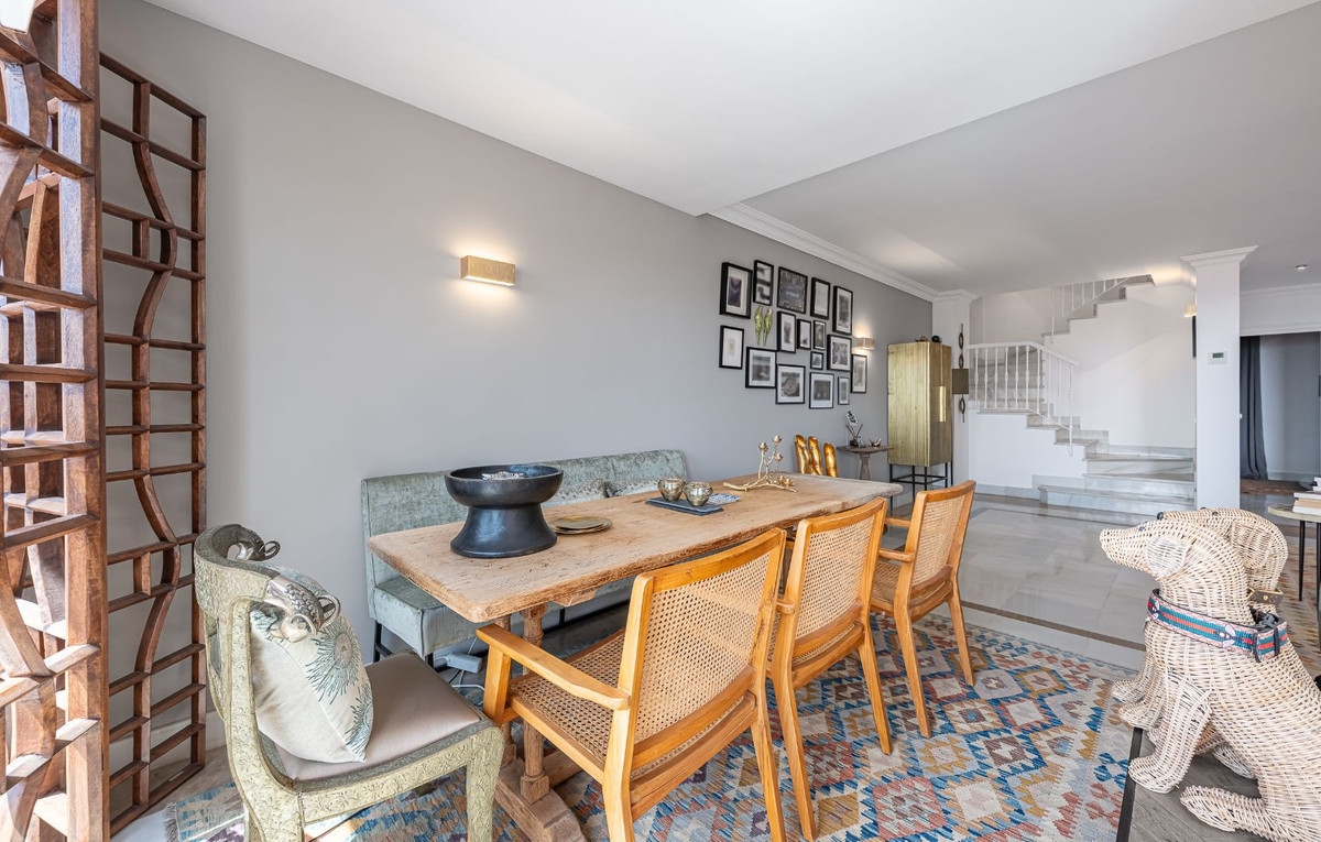 4 Bed Apartment for sale in Monte Halcones Costa Del Sol, Málaga, Spain