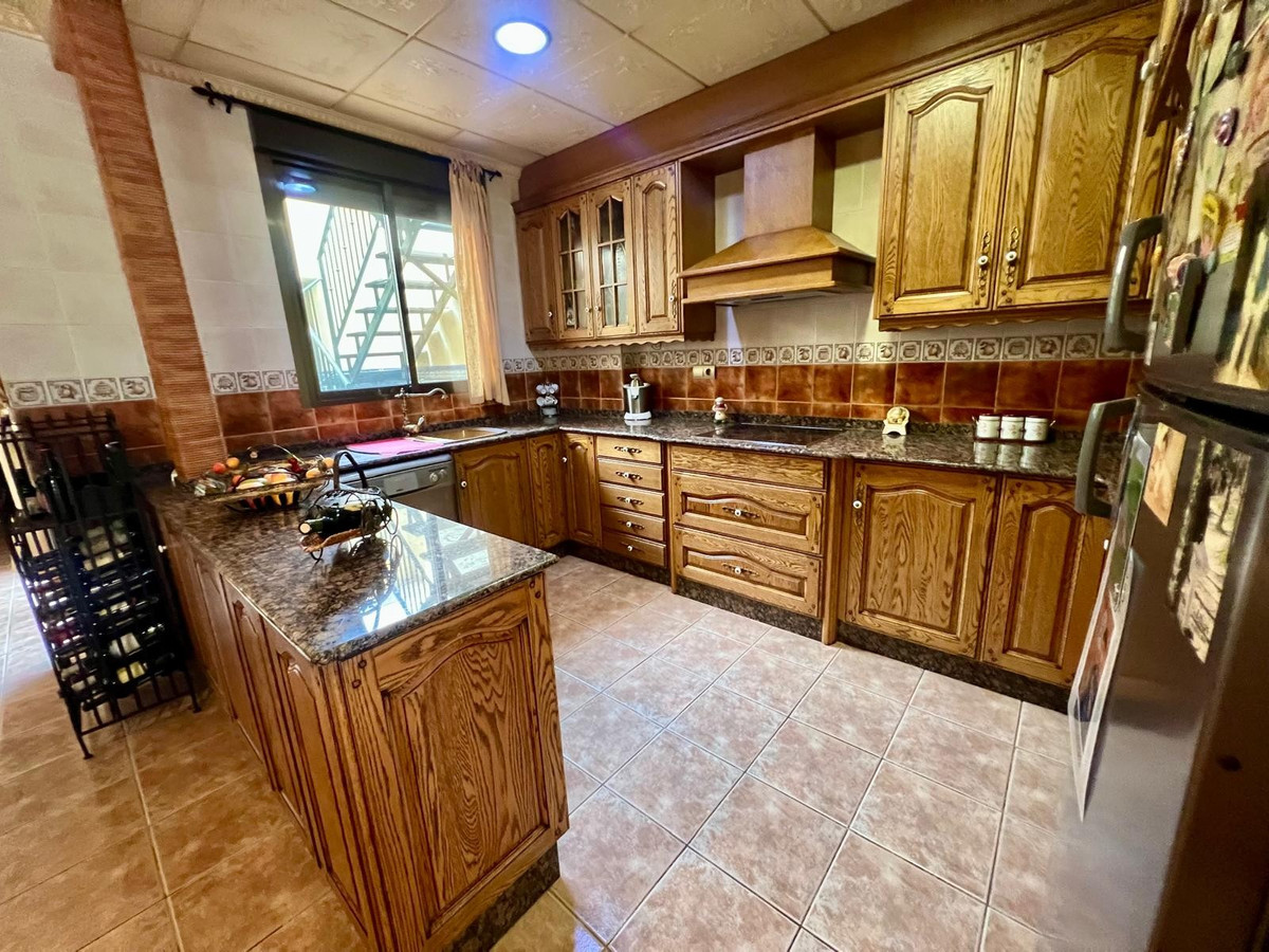 3 Bed Townhouse for sale in Pinoso Costa Blanca, Alicante, Spain