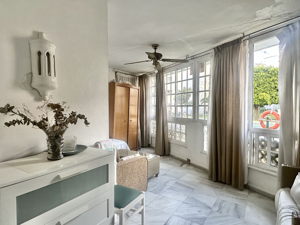 Se vende Apartamento Planta Baja de 1 dormitorios en Costa Del Sol, Málaga, España